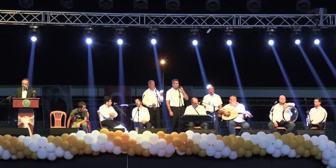 Hatay'da 100 depremzede çift için toplu nikah töreni yapıldı