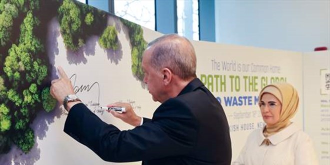 Erdo�an New York'ta, K�resel S�f�r At�k �yi Niyet Beyan�'na ilk imzay� att�