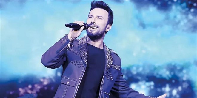 Tarkan'dan Atatürk'e saygısızlık yapan liseliye tepki