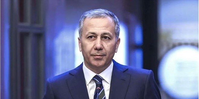 İçişleri Bakanı Yerlikaya 2 teröristin teslim olduğunu açıkladı