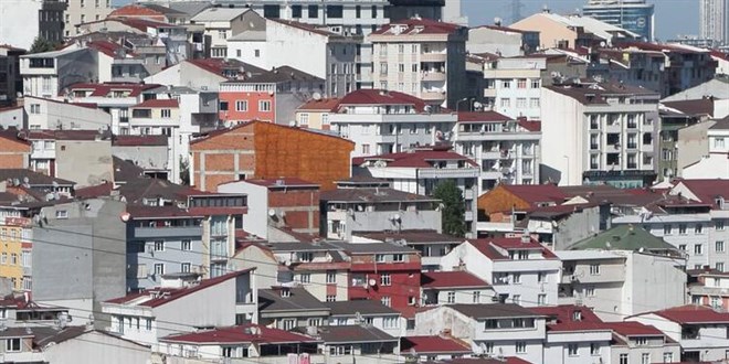 Öğrenciler ev arayışında, emlak dolandırıcıları iş başında