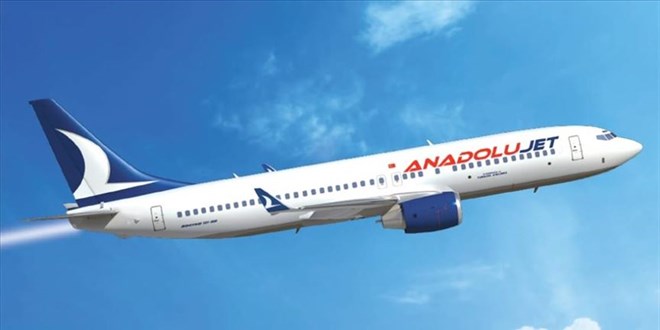 AnadoluJet u�a�� ini� sonras� taksi yolu d���na ��kt�