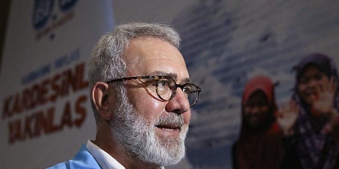 AK Parti Grup Bakanvekili Yeniehirliolun'dan yeni anayasa aklamas