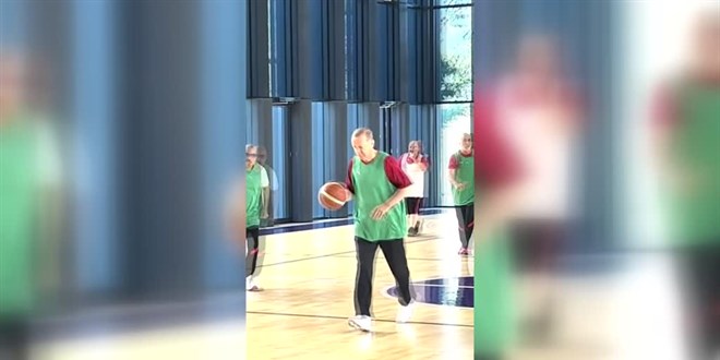 AK Parti'li Varank, Erdoan'n basketbol oynarken grntlerini paylat