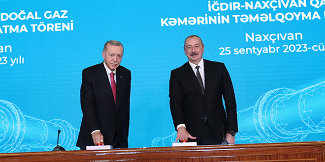 Iğdır-Nahçıvan Doğal Gaz Boru Hattı'nın temeli atıldı