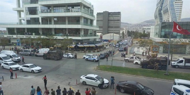 İzmir Adliyesi karşısındaki lokantada çıkan silahlı kavgada gözaltı sayısı 21 oldu
