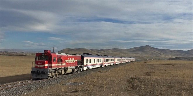 Turistik Do�u Ekspresi yeni sezonda 84 sefer yapacak