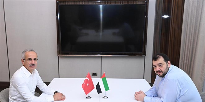 Bakan Uraloğlu, BAE Yatırım Bakanı Al Suwaidi  ile araya geldi