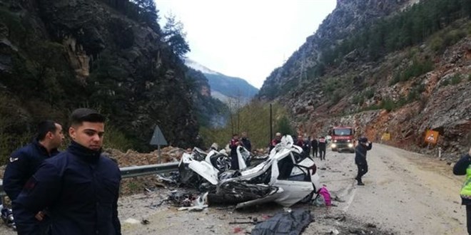4 öğretmenin ölümünde elektrik dağıtım şirketi ve Karayolları kusurlu