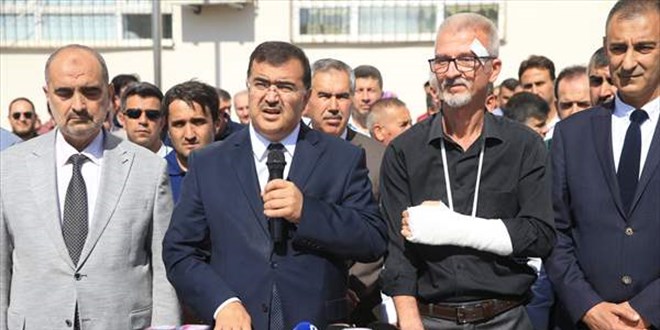 Kahramanmaraş'ta darbedilen öğretmeni meslektaşları yalnız bırakmadı