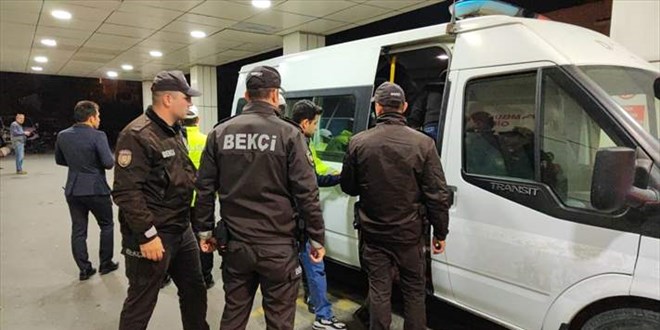 Tekirdağ'da 21 düzensiz göçmen yakalandı