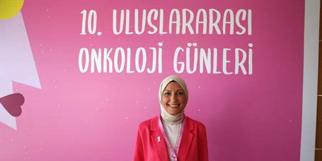Meme kanserini yenen kadınlar erken teşhisin önemine dikkati çekti
