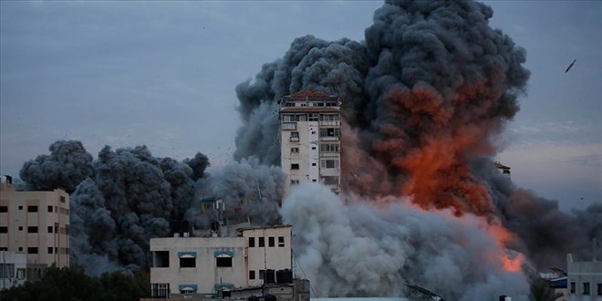Hamas'tan İsrail'e tehdit: Esirleri infaz etmeye başlayacağız