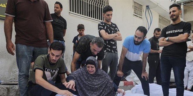 Gazze'de can kaybı bin 55'e yükseldi