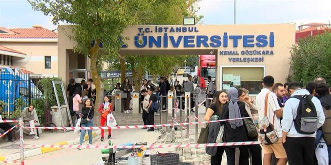 Üniversitede servis krizi: Ücretsiz olan servisler ücretli oldu