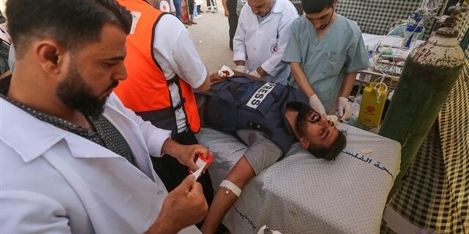 Gazze'ye yönelik saldırılarda AA foto muhabiri Cadallah yakınlarını kaybetti