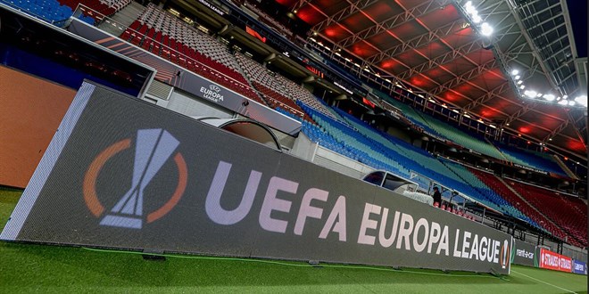 UEFA'dan smail Kartal'a ertelemeli 1 ma men cezas