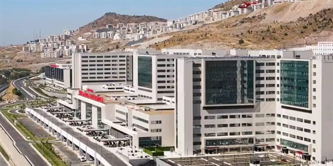 İzmir Şehir Hastanesi hasta kabulüne başlıyor