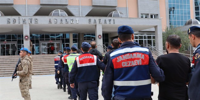 Yunanistan'a kaçma girişimindeki 6 FETÖ şüphelisi sınırda yakalandı