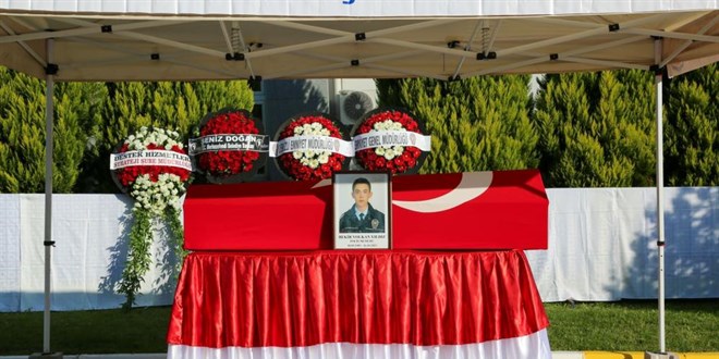 40 yaşındaki polis, geçirdiği rahatsızlık sonrasında hayatını kaybetti