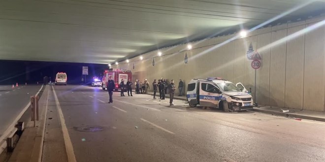 Polis aracına çarpıp kaçan hafriyat kamyonunun sürücüsü tutuklandı