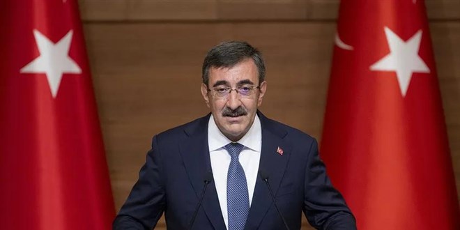 'Enflasyonun düştüğü istikrarla büyüyen bir ekonomi inşa edeceğiz'