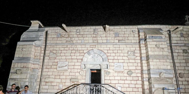 İsrail'in Gazze'deki kiliseye saldırısında ölü sayısı 20'ye yükseldi