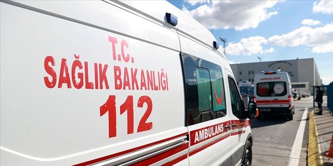 Edirne'de askeri araç devrildi: Bir asker şehit oldu