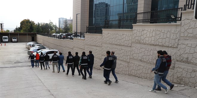 FETÖ'ye yönelik 'Kıskaç' operasyonunda 23 şüpheli yakalandı