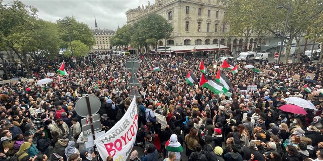 Paris'te yasaa ramen Filistin'e destek gsterisi