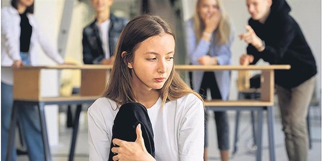 Okullarda yeni tehlike: Akran zorbalığı itiraf sayfalarında yapılıyor