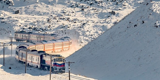 Turistik Dou Ekspresi iin bilet satlar balad