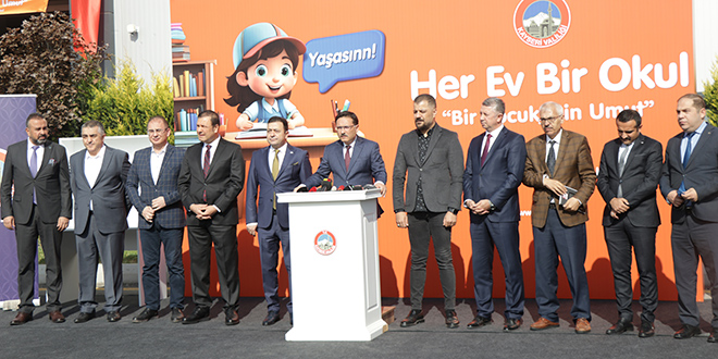 Bu ilde 20 bin öğrenciye çalışma masası ve kitaplık dağıtılıyor