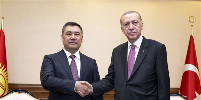 Cumhurbaşkanı Erdoğan, Kırgızistan Cumhurbaşkanı Caparov ile görüştü