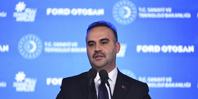 Bakan Kacır: Otomobil markalarıyla Türkiye'de yatırım için görüşme halindeyiz