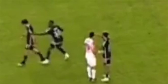 Beşiktaş'ta Tayfur Bingöl ile tartışan Eric Bailly özür diledi
