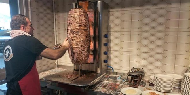 Kaymakam yediği döneri beğenmedi, hesap ödemiyorum diyerek ayrıldı