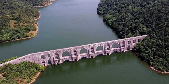 Bitmeyen yaz �stanbul barajlar�ndaki su seviyesini olumsuz etkiliyor