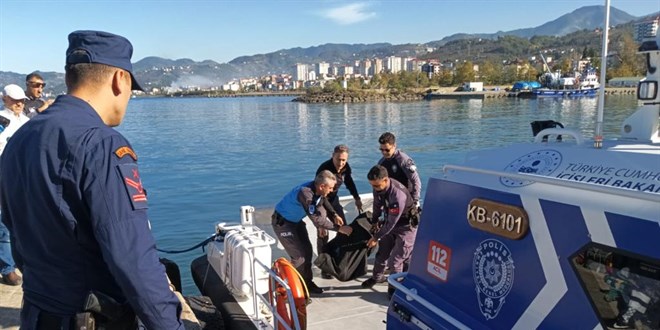 Trabzon'da denizde niversite rencisinin cesedi bulundu