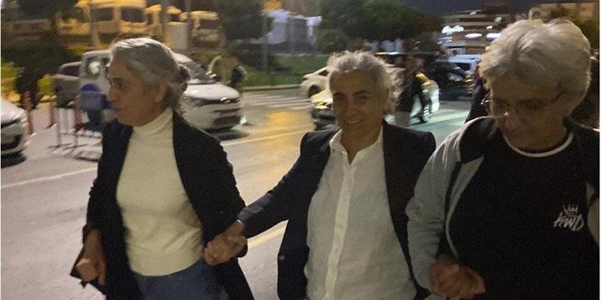 Eski HDP milletvekili Aysel Tuğluk gözaltına alındı