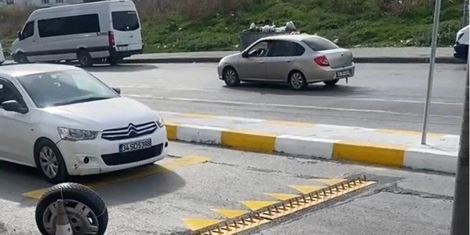 Lastikçinin bulunduğu yer sosyal medyada viral oldu