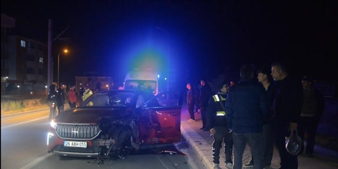 İnceleme bahanesiyle anahtarını aldığı TOGG'u pert etti
