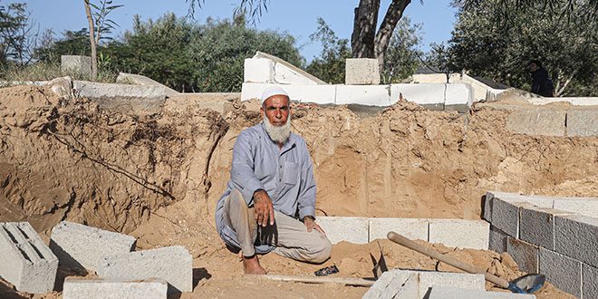 Gazze'deki mezarlk grevlisi: Grdm ocuk cesetleri nedeniyle uyuyamyorum