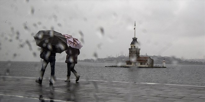 İstanbul Valiliğinden kuvvetli sağanak uyarısı