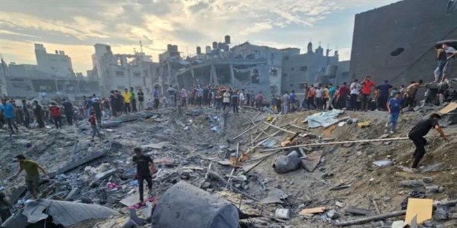 İsrail'in, Cibaliya Mülteci Kampı'na düzenlediği saldırıda en az 31 kişi öldü