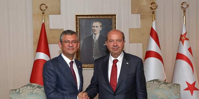 CHP Genel Başkanı Özel, KKTC Cumhurbaşkanı Ersin Tatar ile görüştü