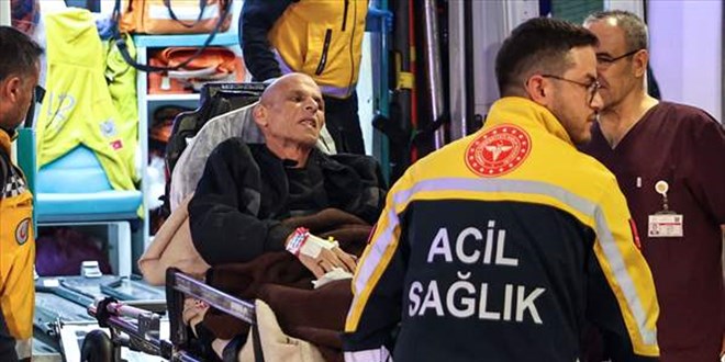 Mısır'dan uçakla getirilen 27 Gazzeli kanser hastası, refakatçileriyle Türkiye'de