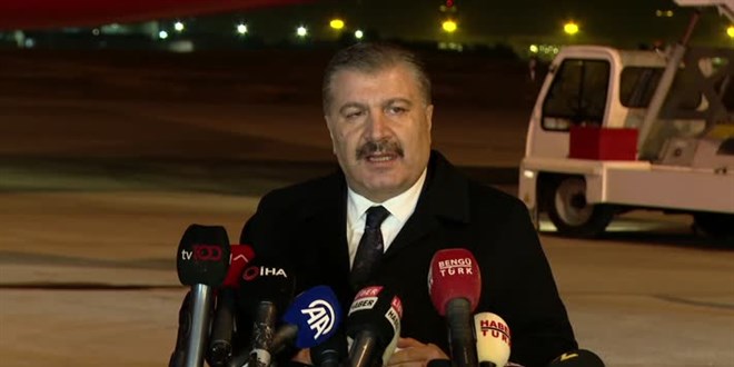 Gazzeli kanser hastalarıyla refakatçilerini Mısır'dan getiren uçaklar Türkiye'ye geldi