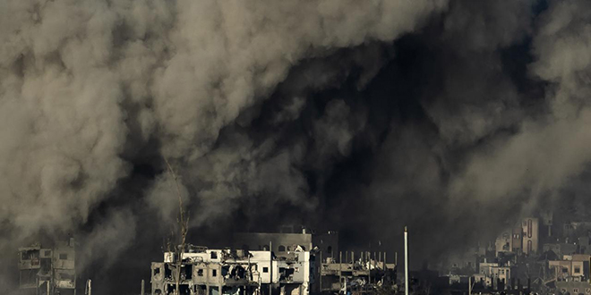 srail Gazze'de yine bir okulu bombalad