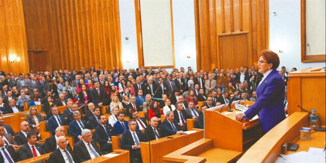 İYİ Parti'de istifa dalgası büyüyor